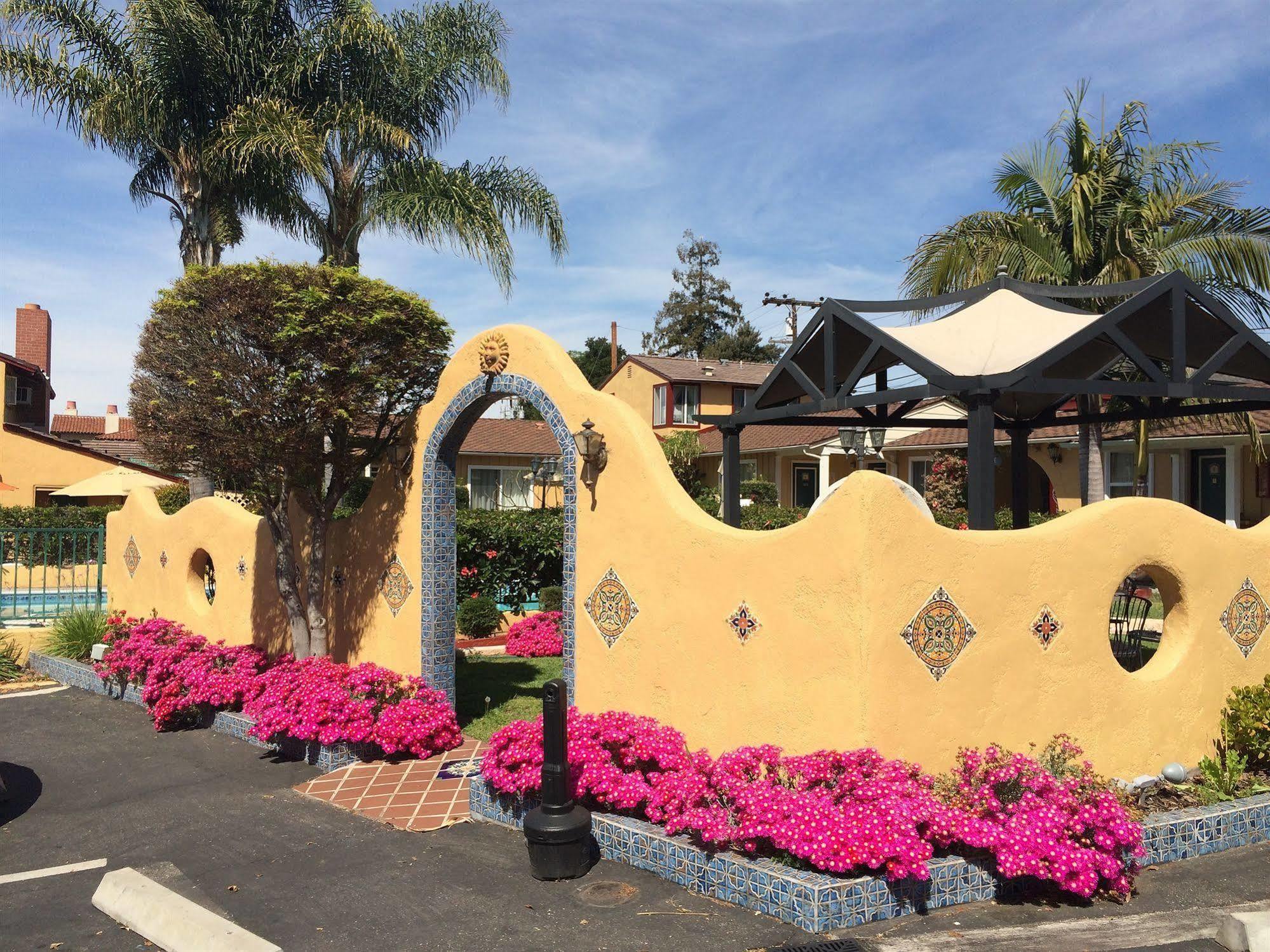 Oasis Inn And Suites Santa Barbara Dış mekan fotoğraf